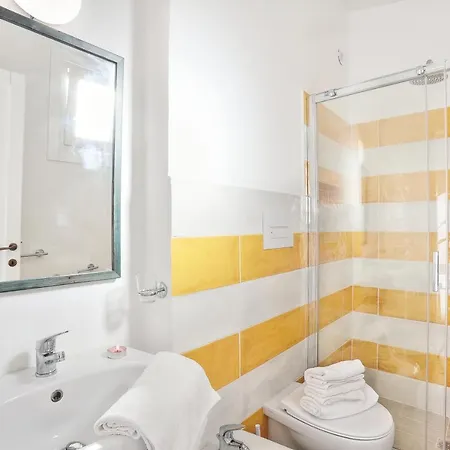 Pireo By Domusaway Apartmán *